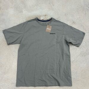 Patagonia Men's olive green home waters organic t shirt NWT Large